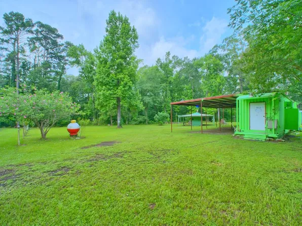 140 Periwinkle Dr, Hemphill, TX 75948