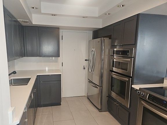 5th image of 3150 N Lake Shore Dr APT 21F