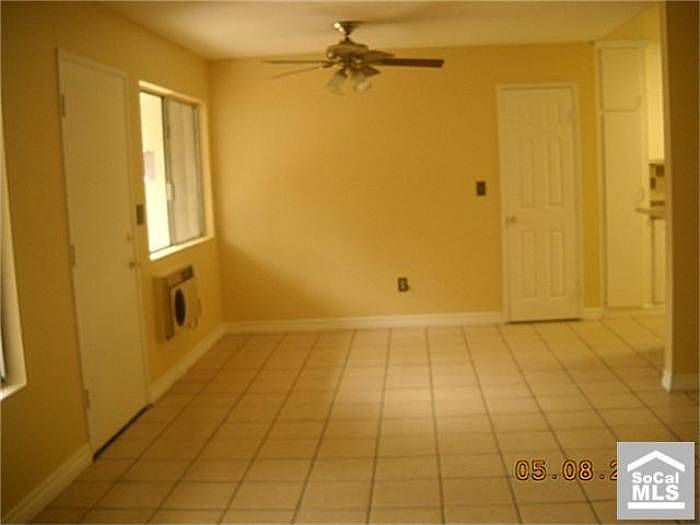 2nd image of 801 S Lyon St APT H19