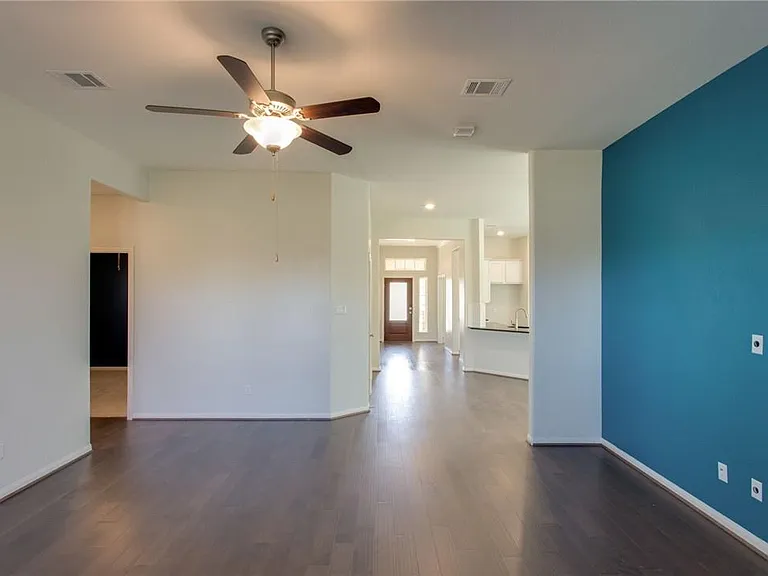 401 Inspiration Dr — Photo 32