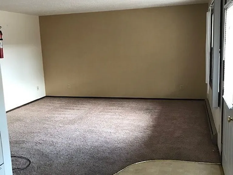 3215 Seymour Rd — Photo 1