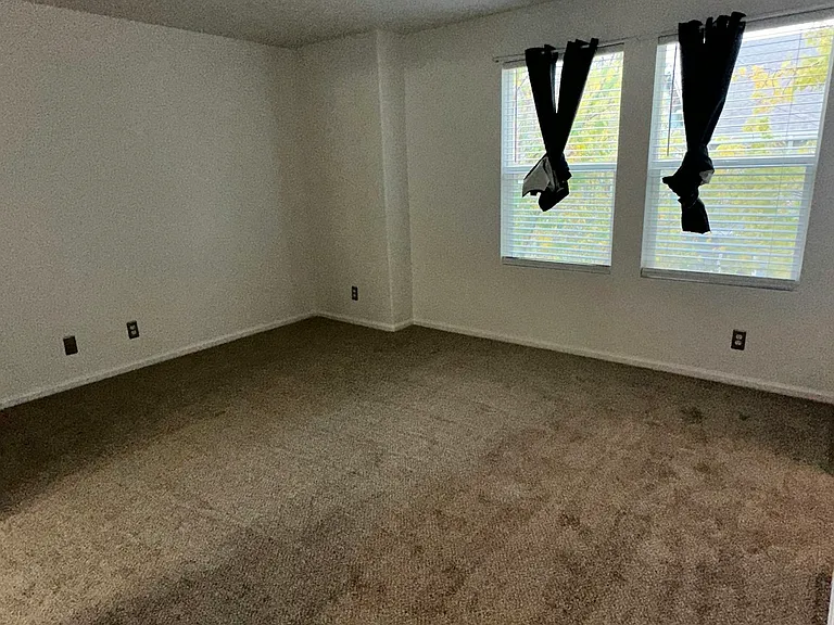 19069 E 58th Ave — Photo 16