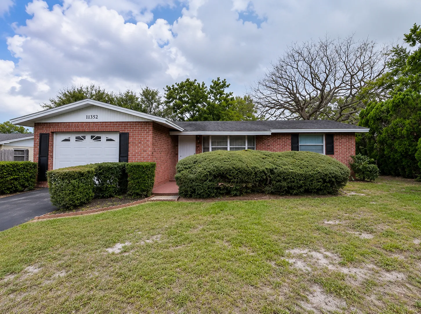 2 bed, 1.5 bath, 1141 sqft, $1,950 — Photo 4