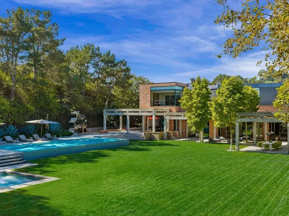 3350 Stone Ridge Ln, Los Angeles, CA 90077