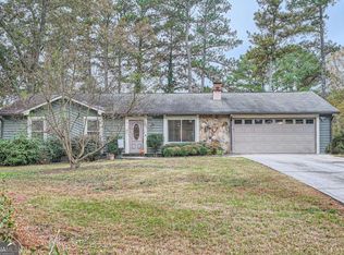 1057 Sawgrass Ct SW, Lilburn, GA 30047