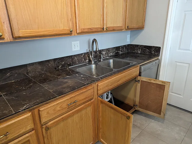8468 San Pablo Ave — Photo 17