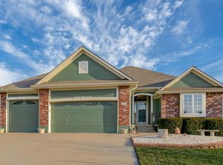317 Eagle Glen Dr, Raymore, MO 64083