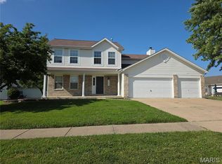 1455 Chambers Dr, O'Fallon, MO 63366