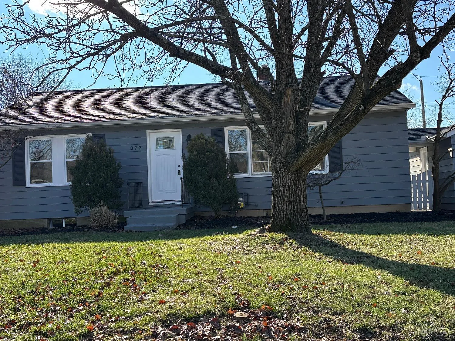 377 Magie Ave photo 1