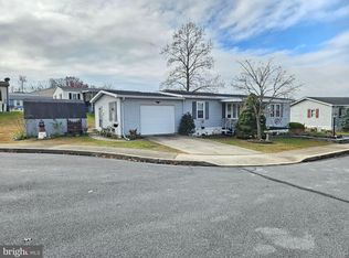 65 Stony Run Vlg, Denver, PA 17517
