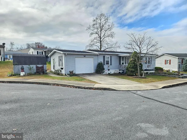 65 Stony Run Vlg, Denver, PA 17517