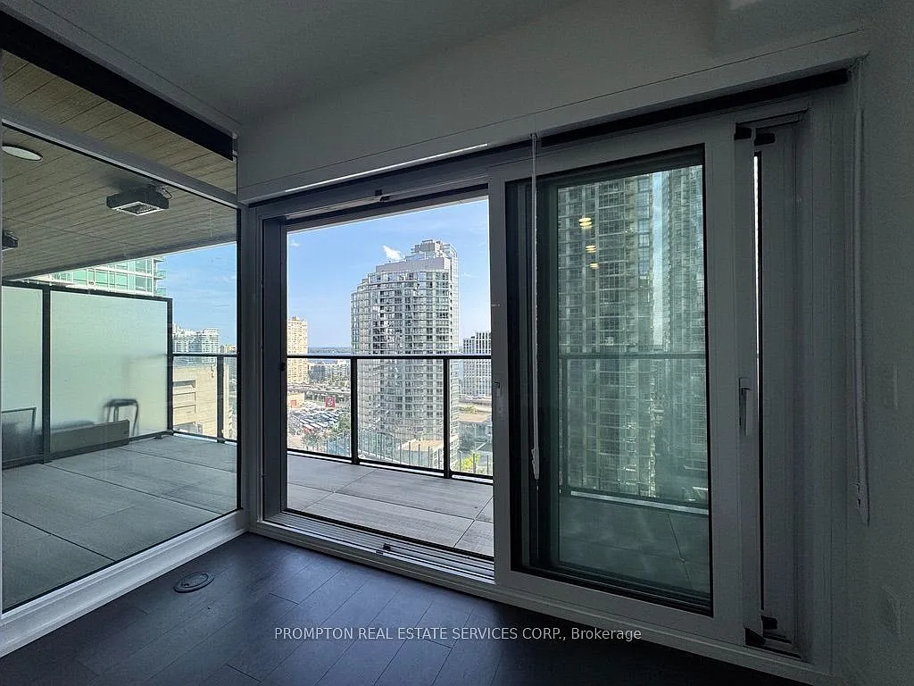 Concord Canada House — Photo 4