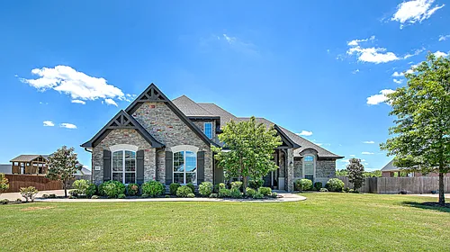 1007 Bendelow Dr Photo 1