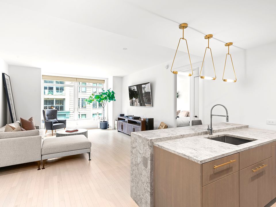 1st image of 91 Leonard St #8B