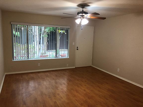 3rd image of 11924 Louise Ave APT 3