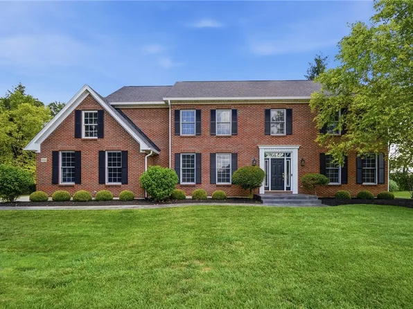 654 Beechwood Dr, Tipp City, OH 45371