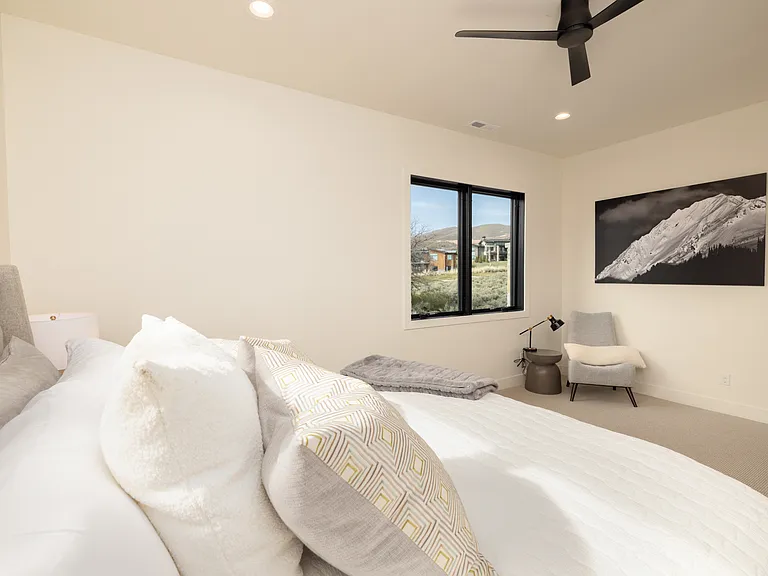 1285 Lasso Trl — Photo 15