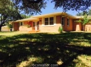 1500 E 29th St, Bryan, TX 77802