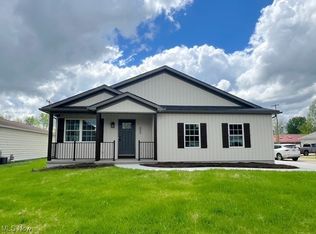 800 East Ave, Dover, OH