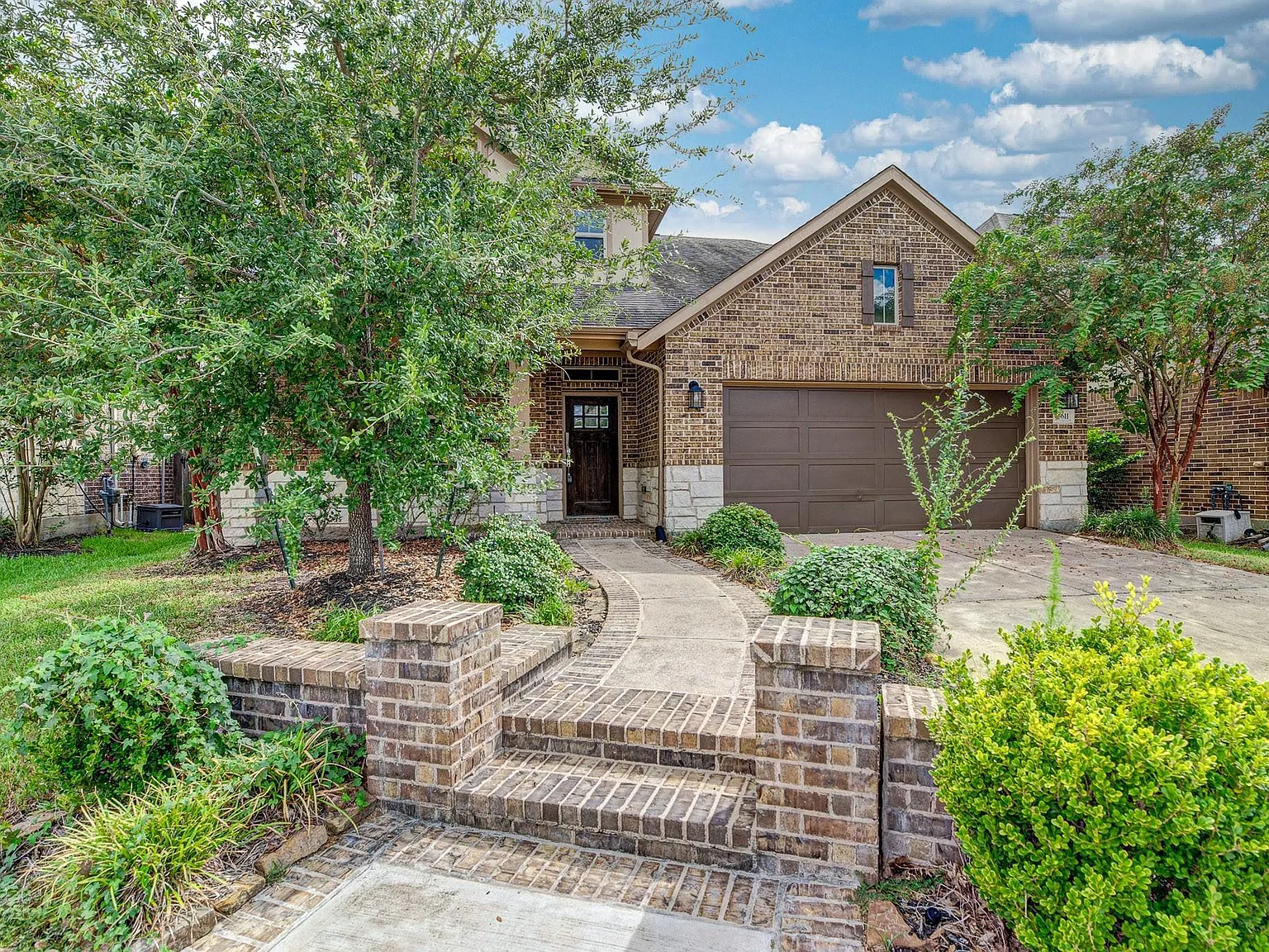 4 bed, 3.0 bath, 3010 sqft, $2,800 — Photo 3