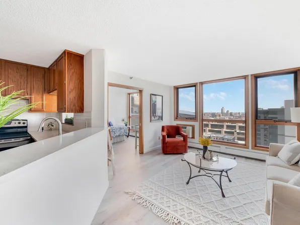 433 S 7th St APT 1820, Minneapolis, MN 55415