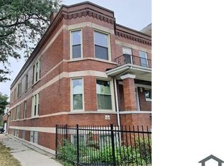 700 N Laramie Ave #2, Chicago, IL 60644