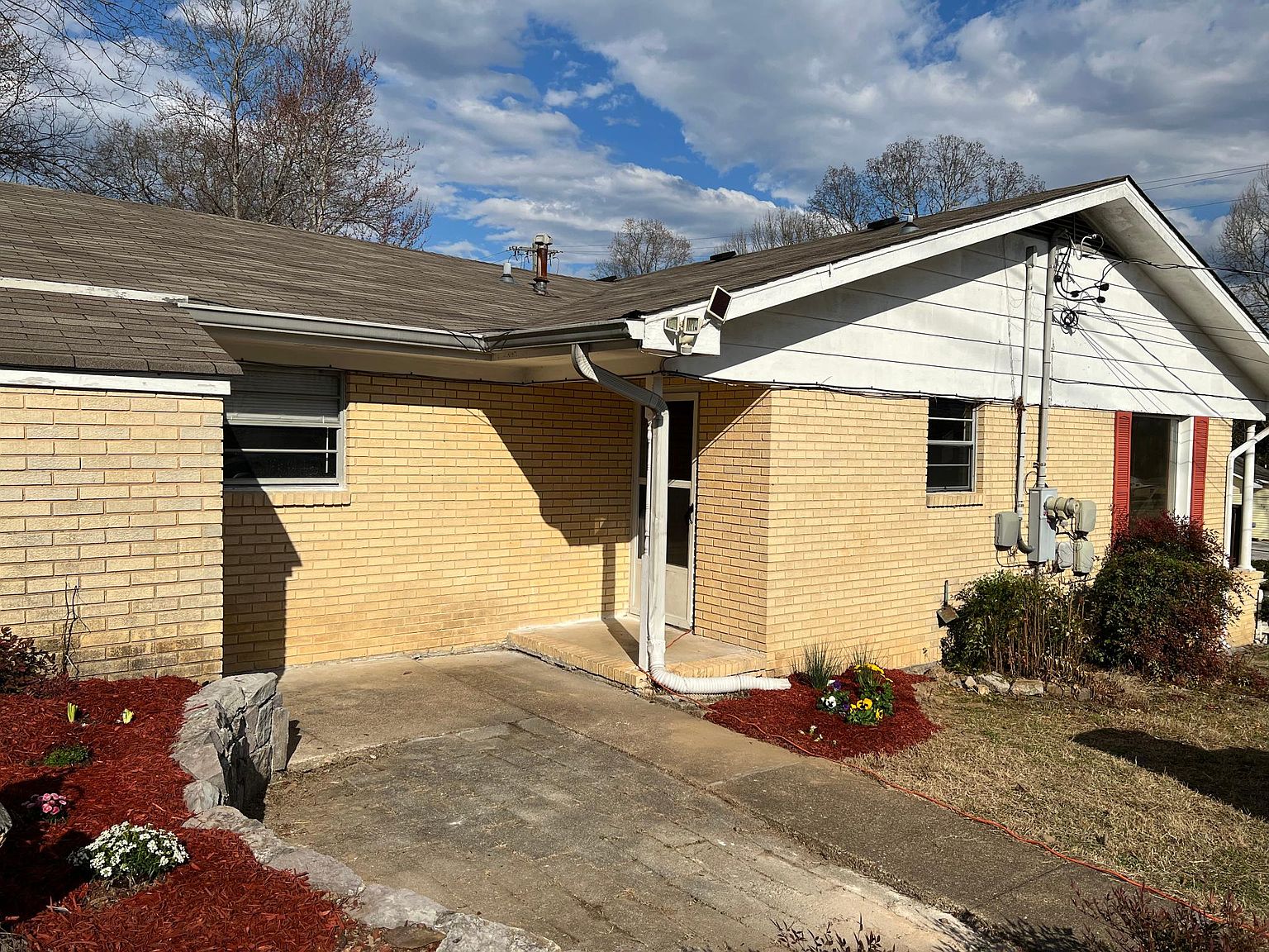 4317 Norcross Rd APT A, Hixson, TN 37343 Zillow