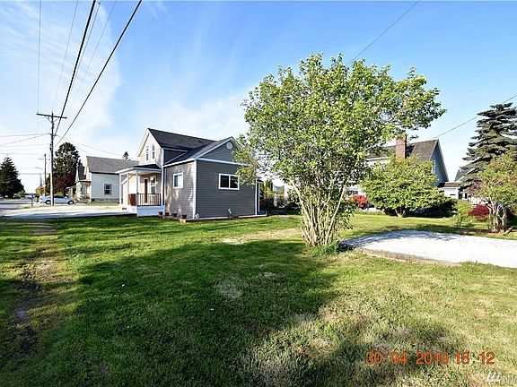 5th image of 27017 103rd Dr NW