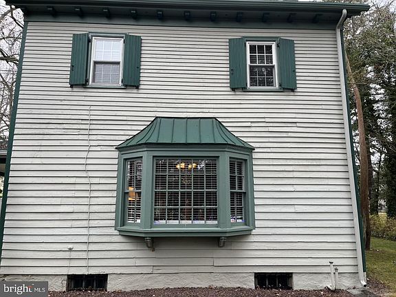 5th image of 26 Franklin Dr