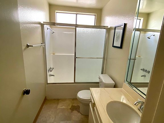 4th image of 1744 Brockton Ave #101