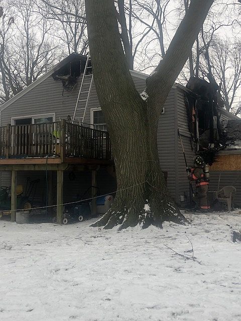 1st image of 1028 Lakehurst Dr