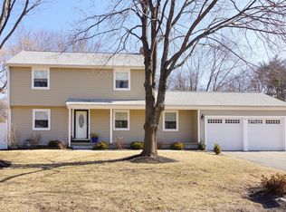 10 Dean Rd, Wayland, MA 01778