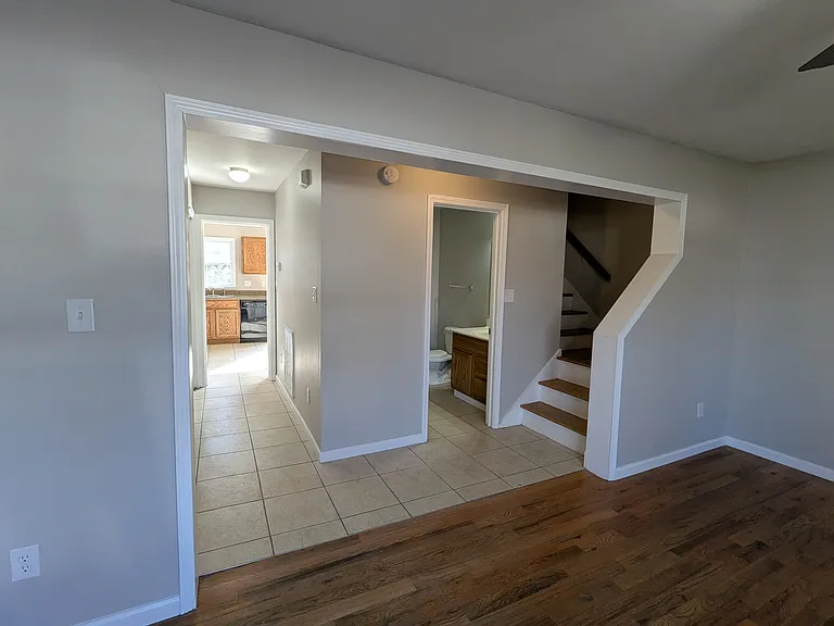 37 Walnut Ave NW #A — Photo 7