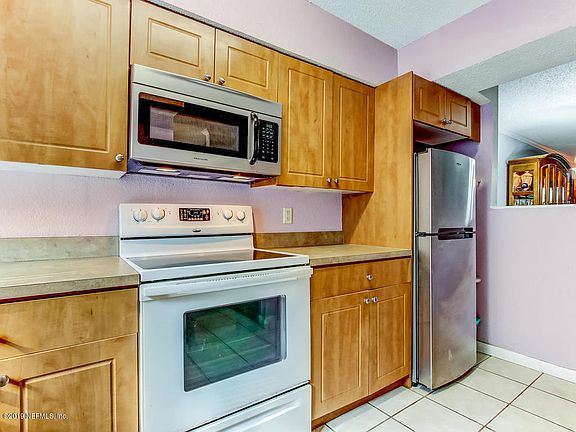 5th image of 5811 Atlantic Blvd Unit 175