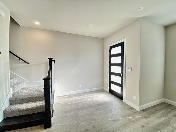 5th image of 4724 Corriente Vista Ln