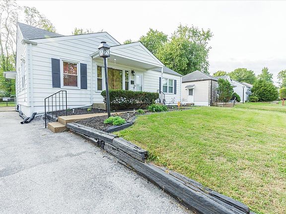 3rd image of 8754 Wescott Ave