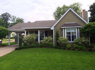 1243 Barnett Bend Cir, Brandon, MS 39047