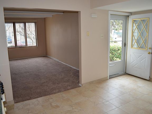 2nd image of 132 Forest St #2