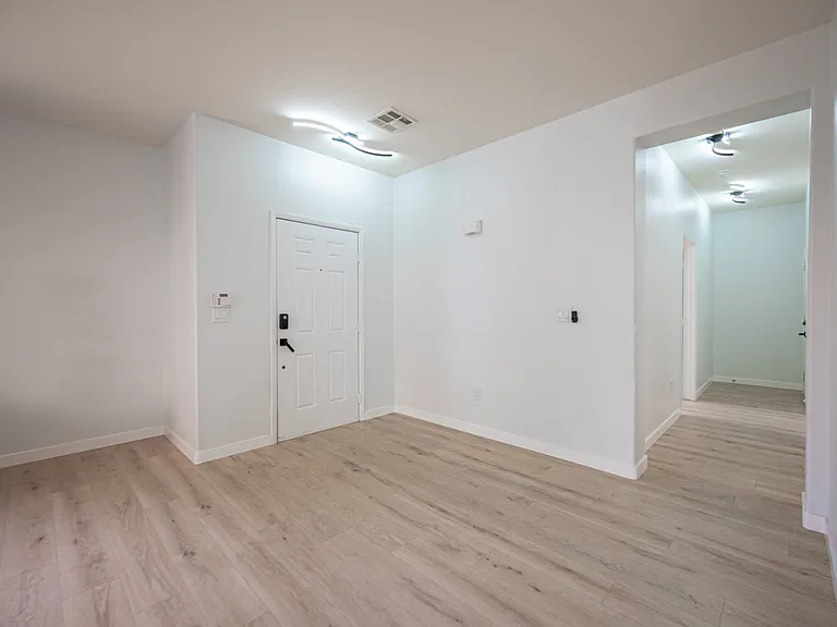 800 Peachy Canyon Cir #103 — Photo 18