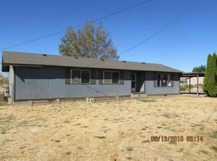 712 Cascadia Park Dr, Yakima, WA 98901