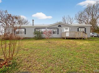 31338 Highway 32, Lebanon, MO 65536