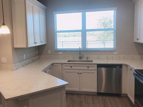3rd image of 29877 Southwell Ln