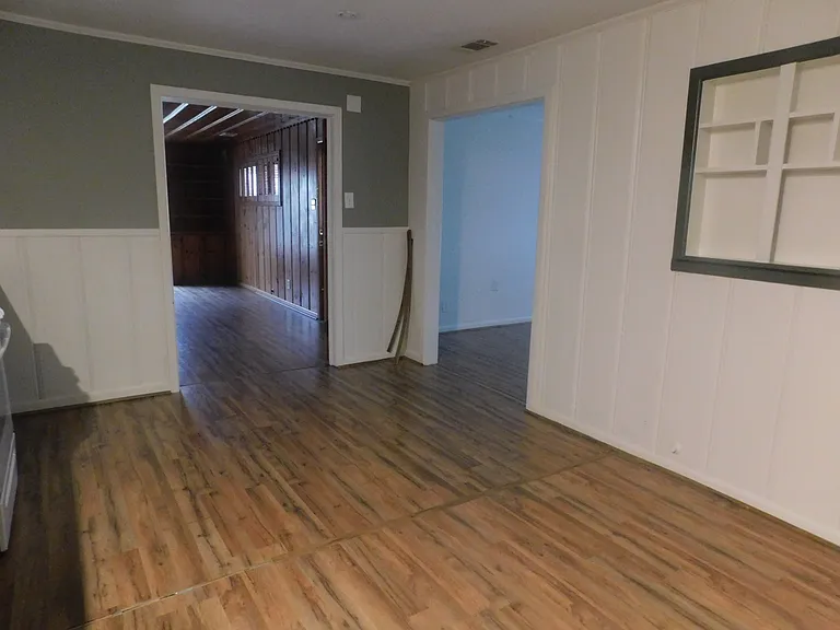 1007 Davis St N — Photo 21