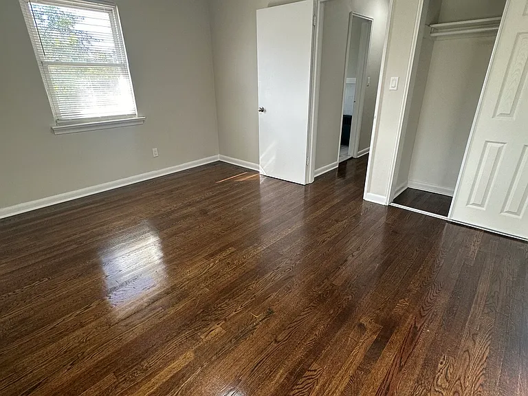 210 Broad Ave #B — Photo 7