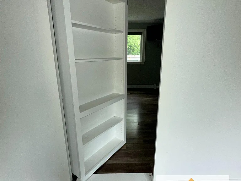 6304 Citadel Ln — Photo 4