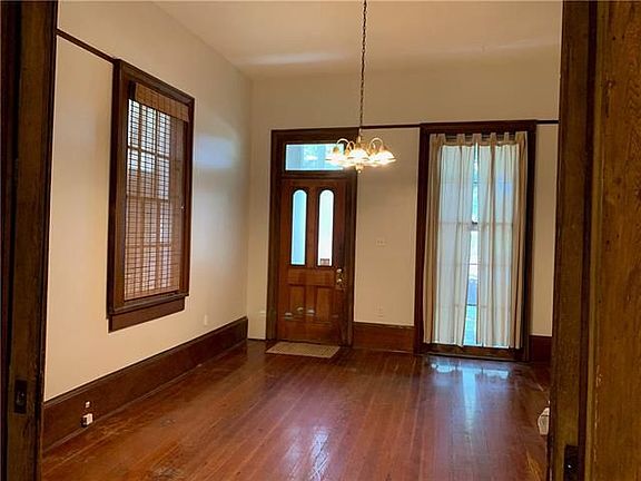 2nd image of 1020 Louisiana Ave