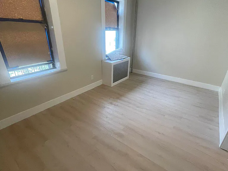 23-84 26th St #2D — Photo 6