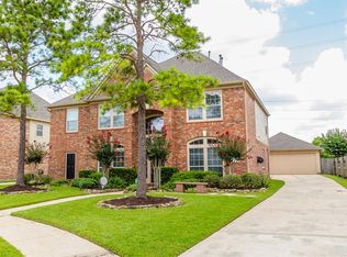 3047 Barton Dr, Pearland, TX 77584
