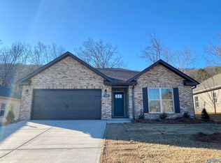 4100 Rockland Cir SE, Owens Cross Roads, AL 35763