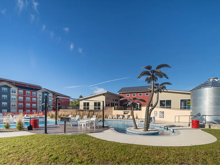 Hawks Landing Apartments — Photo 8